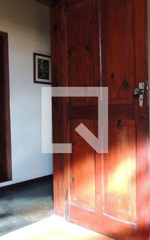 Casa à venda com 382m², 9 quartos e 3 vagasBanheiro social - Casa 1