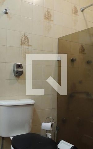Casa à venda com 382m², 9 quartos e 3 vagasBanheiro da Suíte - Casa 1