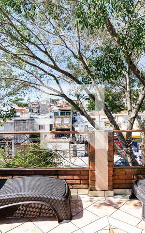 Casa à venda com 200m², 6 quartos e 2 vagas Casa à venda com 200m², 6 quartos e 2 vagassolário