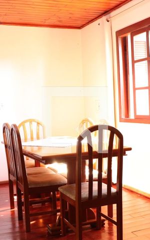 Casa à venda com 50m², 2 quartos e 1 vagaSala