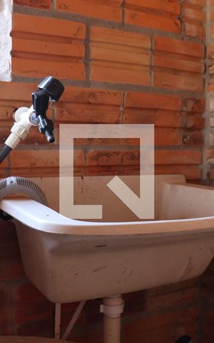 Casa à venda com 50m², 2 quartos e 1 vagaÁrea de Serviço