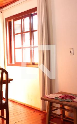 Casa à venda com 50m², 2 quartos e 1 vagaSala
