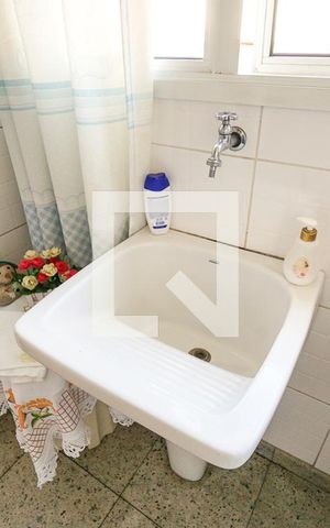 Apartamento à venda com 188m², 4 quartos e 3 vagas Apartamento à venda com 188m², 4 quartos e 3 vagasTanque