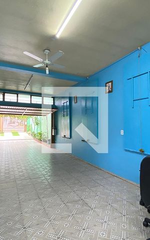 Casa à venda com 216m², 2 quartos e 2 vagasGaragem