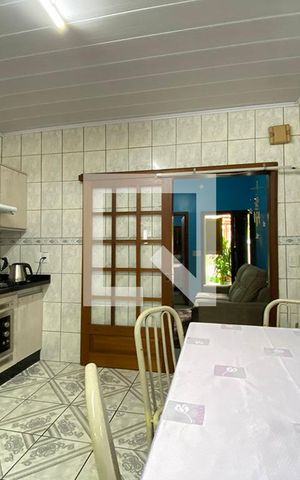 Casa à venda com 216m², 2 quartos e 2 vagasCozinha