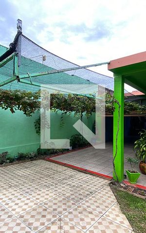 Casa à venda com 216m², 2 quartos e 2 vagasÁrea Externa