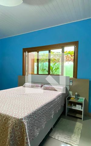 Casa à venda com 216m², 2 quartos e 2 vagasQuarto 1 - Suíte