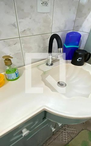 Casa à venda com 216m², 2 quartos e 2 vagasBanheiro 3