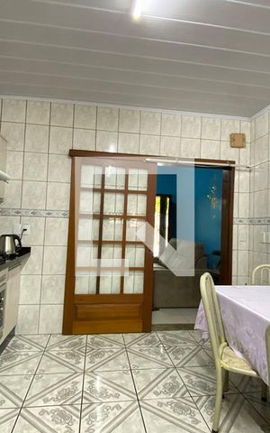 Casa à venda com 216m², 2 quartos e 2 vagasCozinha