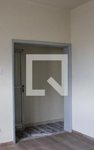 Casa à venda com 180m², 4 quartos e sem vagaSala