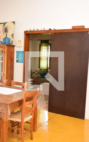 Casa à venda com 328m², 3 quartos e 8 vagasCozinha