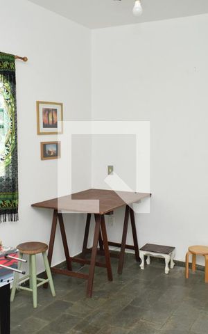 Casa à venda com 328m², 3 quartos e 8 vagasSala Casa 2