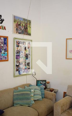 Casa à venda com 328m², 3 quartos e 8 vagasSala