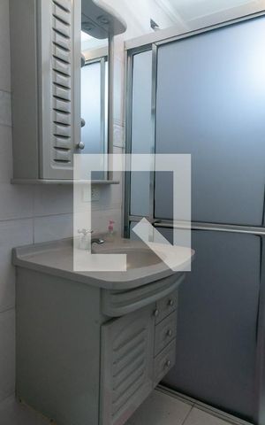 Apartamento à venda com 69m², 2 quartos e 1 vaga Apartamento à venda com 69m², 2 quartos e 1 vagaBanheiro