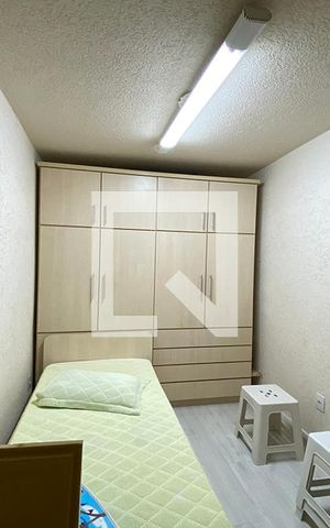 Casa à venda com 223m², 5 quartos e 2 vagasQuarto de Serviço