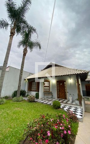 Casa à venda com 223m², 5 quartos e 2 vagasÁrea Externa