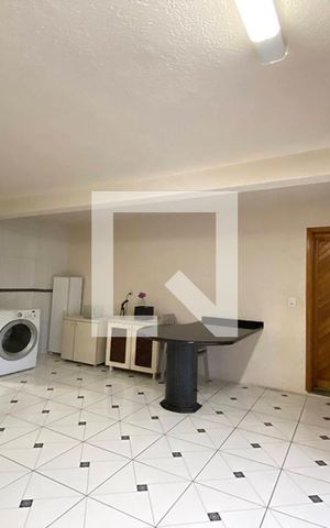 Casa à venda com 223m², 5 quartos e 2 vagasÁrea de Serviço