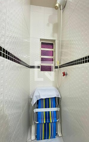 Casa à venda com 223m², 5 quartos e 2 vagasBox do Banheiro de Serviço