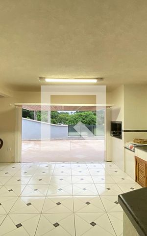 Casa à venda com 223m², 5 quartos e 2 vagasÁrea de Serviço