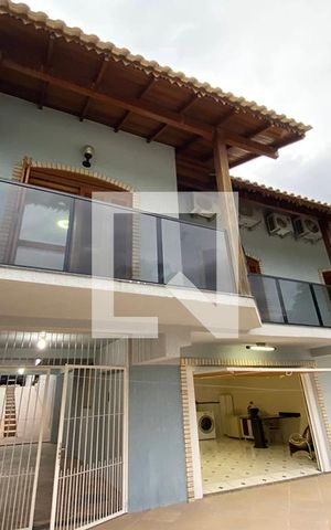 Casa à venda com 223m², 5 quartos e 2 vagasÁrea Externa
