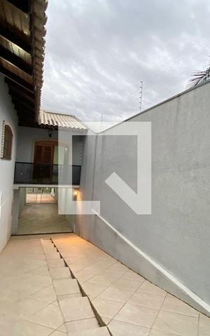 Casa à venda com 223m², 5 quartos e 2 vagasGaragem