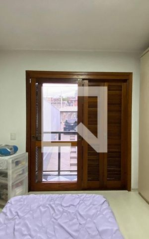 Casa à venda com 223m², 5 quartos e 2 vagasQuarto 4