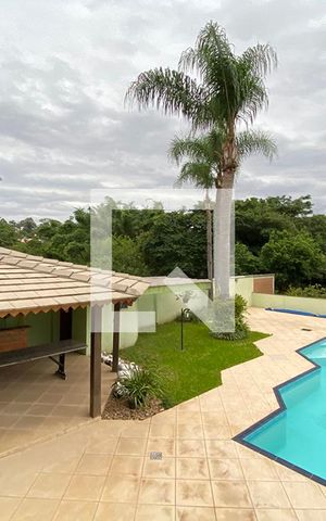 Casa à venda com 223m², 5 quartos e 2 vagasPiscina