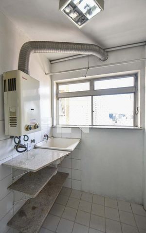 Apartamento à venda com 75m², 2 quartos e 2 vagasLavanderia 