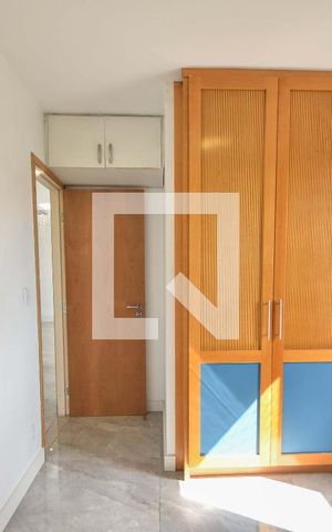 Apartamento à venda com 75m², 2 quartos e 2 vagasQuarto 02