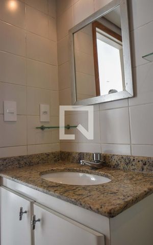Apartamento à venda com 75m², 2 quartos e 2 vagasBanheiro 02