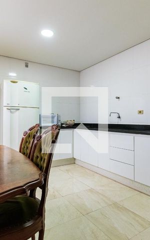 Casa à venda com 277m², 2 quartos e 3 vagasCozinha
