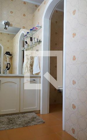 Casa à venda com 200m², 4 quartos e 6 vagasBanheiro