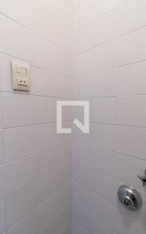 Apartamento à venda com 144m², 3 quartos e 2 vagas Apartamento à venda com 144m², 3 quartos e 2 vagasLavabo 1