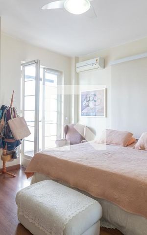Apartamento à venda com 144m², 3 quartos e 2 vagas Apartamento à venda com 144m², 3 quartos e 2 vagasQuarto 3