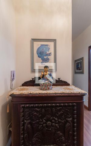 Apartamento à venda com 144m², 3 quartos e 2 vagasEntrada