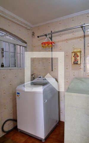 Casa à venda com 315m², 5 quartos e 4 vagasÁrea de Serviço