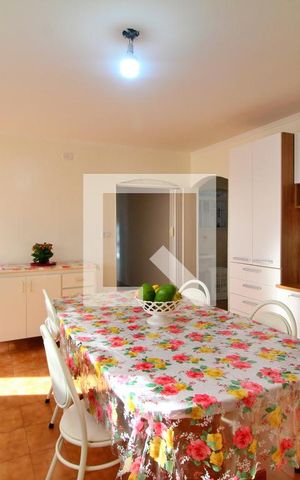 Casa à venda com 315m², 5 quartos e 4 vagasCozinha