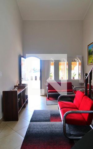 Casa à venda com 315m², 5 quartos e 4 vagasSala 1