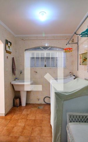 Casa à venda com 315m², 5 quartos e 4 vagasÁrea de Serviço