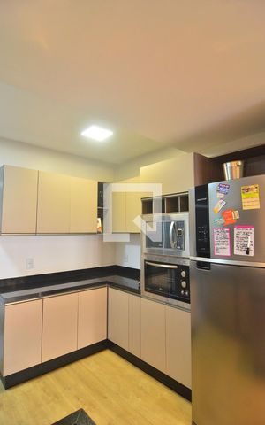 Casa à venda com 95m², 4 quartos e 2 vagasCozinha