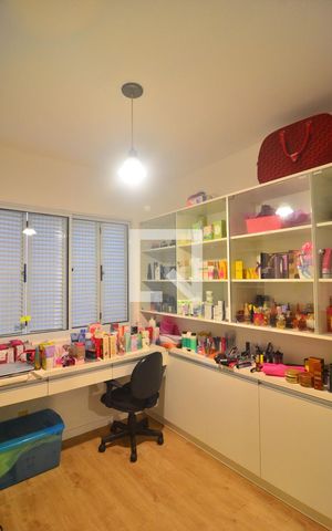 Casa à venda com 95m², 4 quartos e 2 vagasQuarto 1