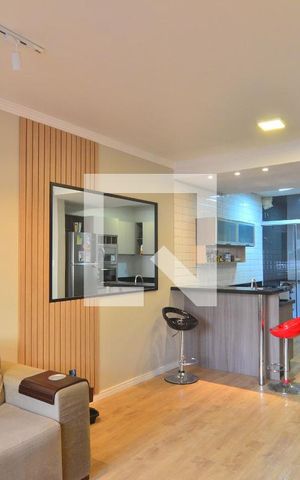 Casa à venda com 95m², 4 quartos e 2 vagasSala