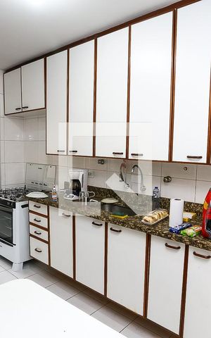Apartamento à venda com 98m², 3 quartos e 2 vagas Apartamento à venda com 98m², 3 quartos e 2 vagasCozinha