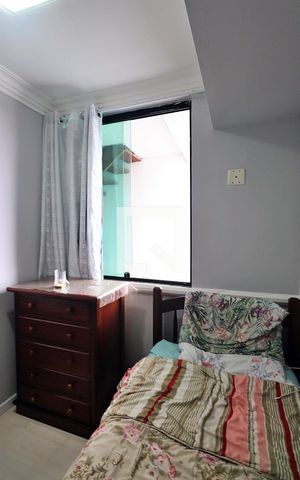 Casa à venda com 229m², 5 quartos e 3 vagasCasa 2 - Quarto 2