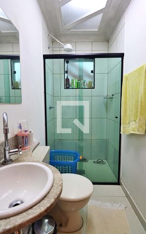 Casa à venda com 229m², 5 quartos e 3 vagasBanheiro