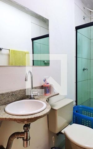 Casa à venda com 229m², 5 quartos e 3 vagasBanheiro
