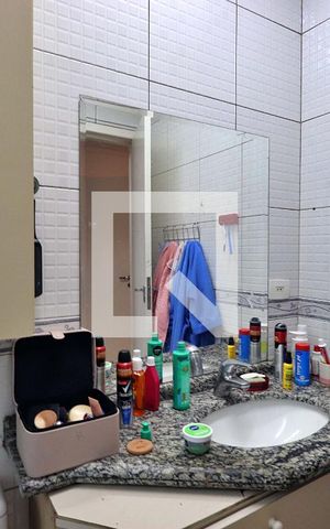 Casa à venda com 229m², 5 quartos e 3 vagasCasa 2 - Banheiro da Suíte