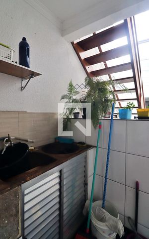 Casa à venda com 229m², 5 quartos e 3 vagasÁrea de Serviço