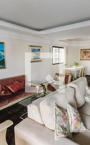 Apartamento à venda com 294m², 4 quartos e 6 vagas Apartamento à venda com 294m², 4 quartos e 6 vagasSala 1