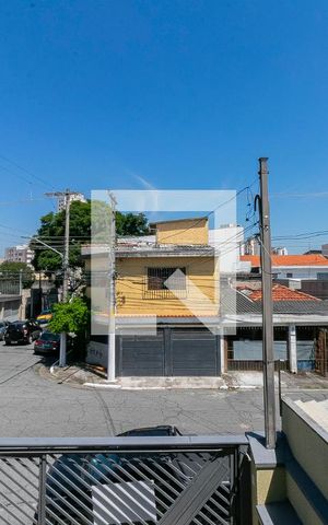 Casa à venda com 108m², 3 quartos e 2 vagasSuíte - Vista